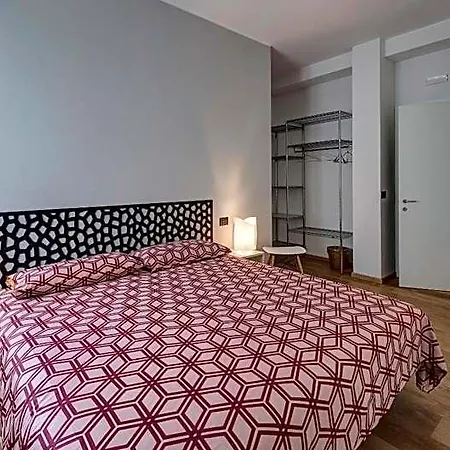 Giuli 3* Varese