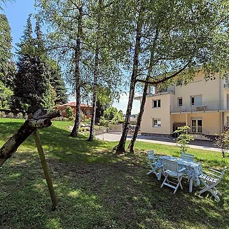 Giuli 3* فاريسّي