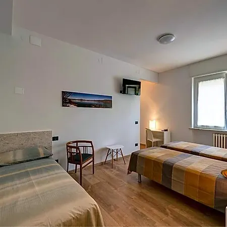 فندق مبيت وإفطار Giuli فاريسّي